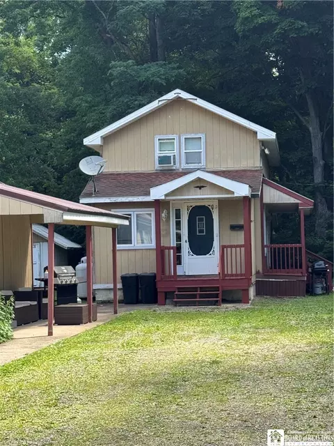3462 Old Bridge Rd, North Harmony, NY 14785
