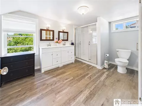 Bath - 903 Washington St, Olean, NY 14760 photo 3 of 5