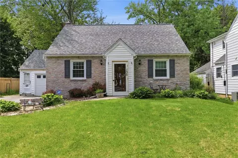 135 Glen Ellyn, Rochester, NY 14618