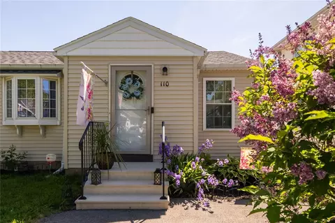 110 Brookhaven Ter, Rochester, NY 14621