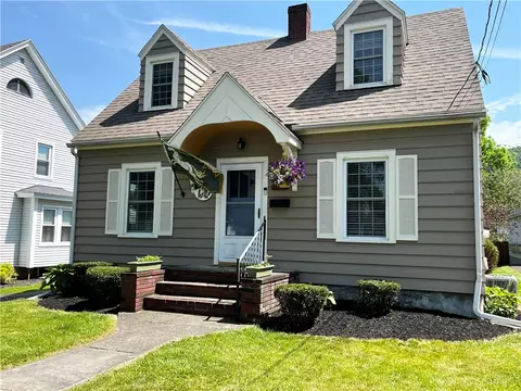 10 N Elizabeth St, North Dansville, NY 14437