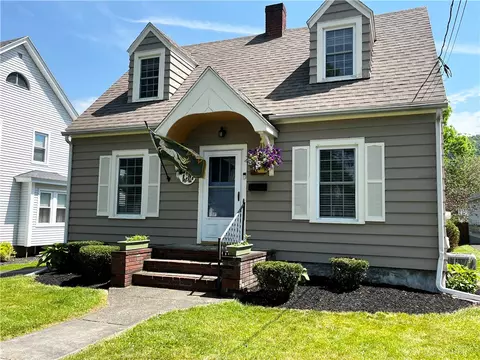 10 N Elizabeth St, North Dansville, NY 14437