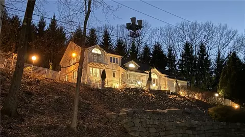 1313 Holly Hill Rd, Vestal, NY 13850