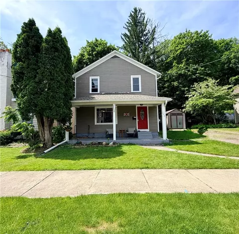 262 E 3rd St, Corning, NY 14830