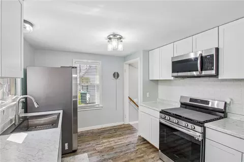 Kitchen - 60 Walzer Rd, Irondequoit, NY 14622 photo 4 of 6