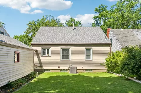 Exterior - 60 Walzer Rd, Irondequoit, NY 14622 photo 3 of 4