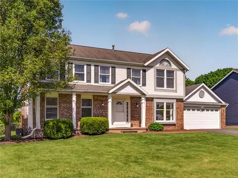 19 Ryans Run, Ogden, NY 14624