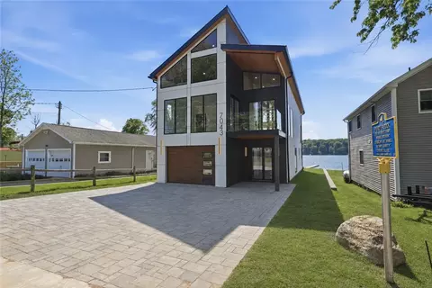7043 Lake Bluff Rd, Huron, NY 14590