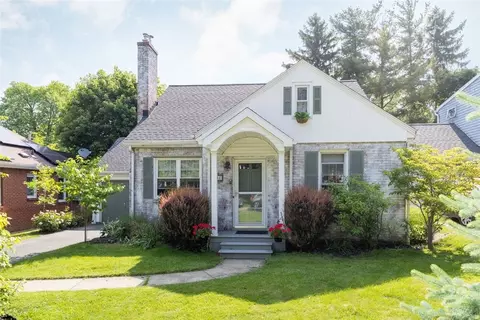 486 Mount Vernon Rd, Amherst, NY 14226