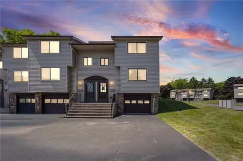 369 Cameco Cir, Salina, NY 13090