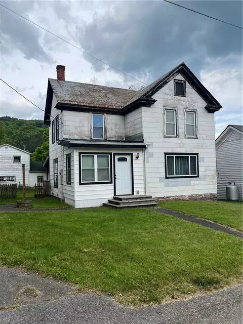 48 Church St, Kortright, NY 13739