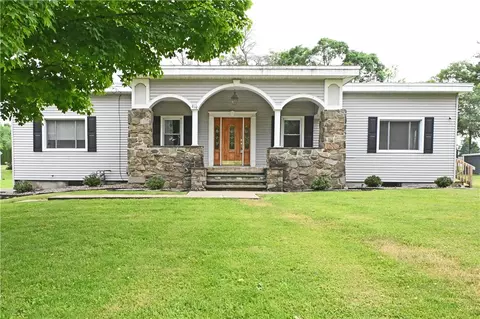 910 Sing Sing Rd, Horseheads, NY 14845