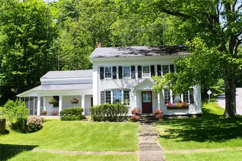 3 Cliff St, Butternuts, NY 13776