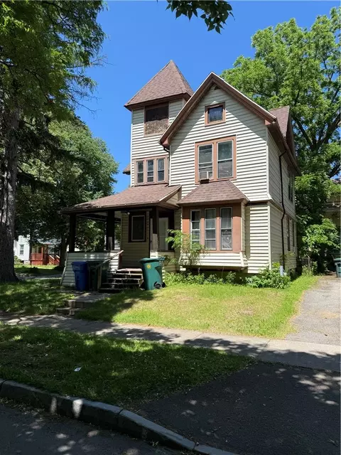 206 Kirkland Rd, Rochester, NY 14611