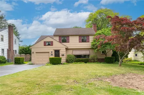101 Newcastle Rd, Rochester, NY 14610