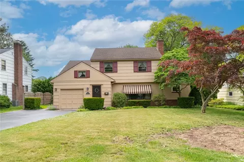 101 Newcastle Rd, Rochester, NY 14610
