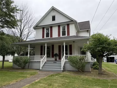 1986 Main St, Carlton, NY 14571