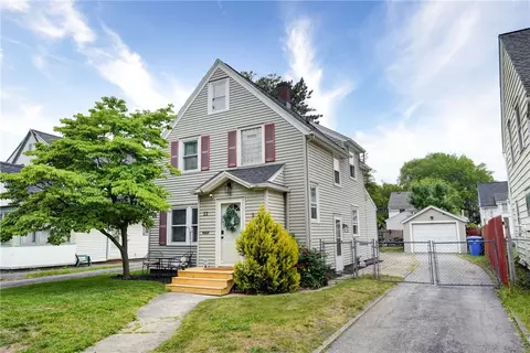 22 Ross St, Rochester, NY 14615