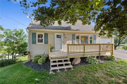 301 Ridge Rd, Ontario, NY 14519