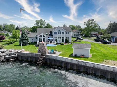 630 Lake Shore Dr, Hilton, NY 14468