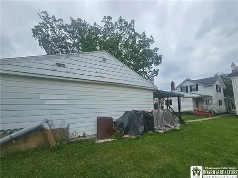Exterior - 1505 W Henley St, Olean, NY 14760 photo 5 of 8