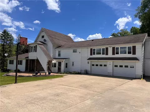 116 Derrick Rd, Bradford, PA 16701