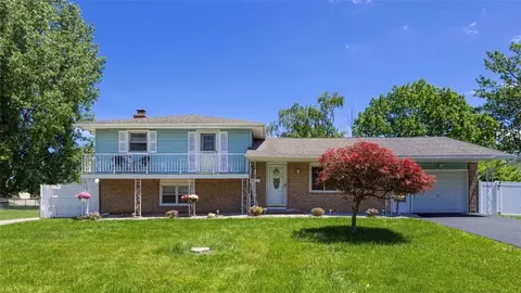 60 Appian Dr, Gates, NY 14606