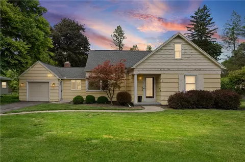 76 French Rd, Rochester, NY 14618