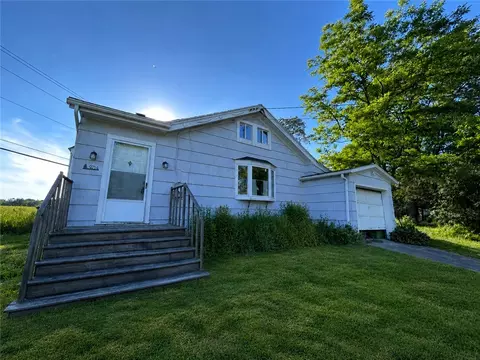9714 Fargo Rd, Bethany, NY 14054