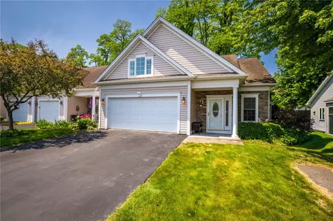 57 Waterworks Dr, East Rochester, NY 14445