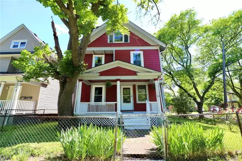 75 Peck St, Rochester, NY 14609