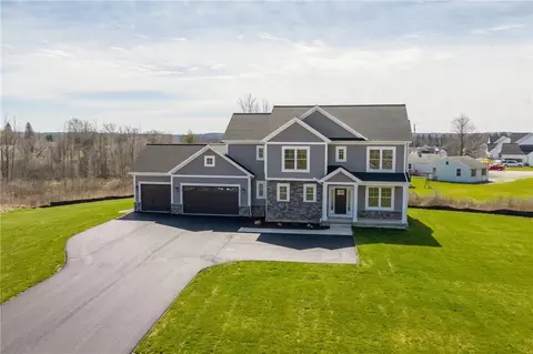 7143 Lane Rd, Victor, NY 14564
