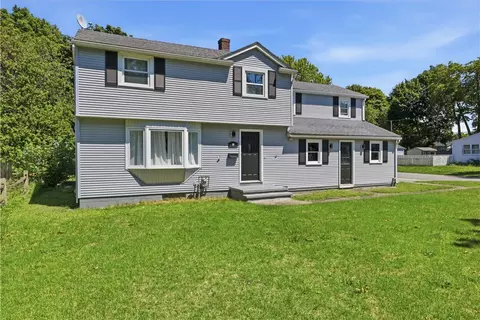 58 Dawes Rd, Irondequoit, NY 14622 photo 3