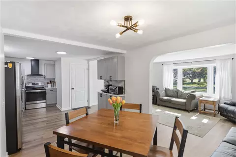58 Dawes Rd, Irondequoit, NY 14622 photo 11