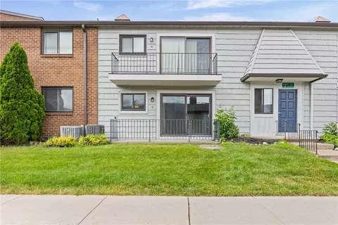 2 High Gate Trl #2, Perinton, NY 14450