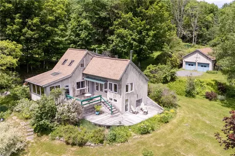 1652 Thompson Hollow Rd, Middletown, NY 12459