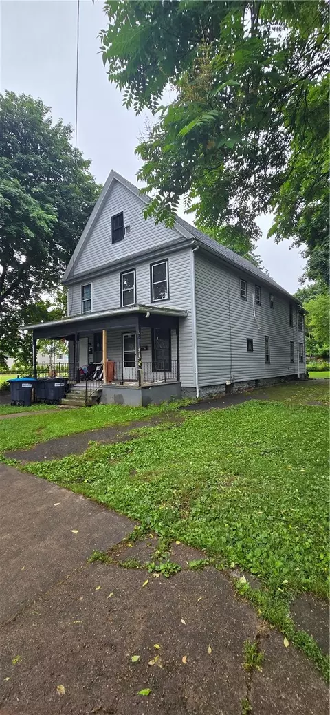 307 W 4th St, Elmira, NY 14901