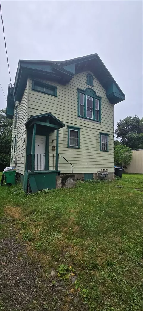 1104 Lake St, Elmira, NY 14901