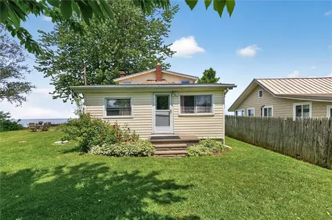 6414 Shore Acres Dr, Hilton, NY 14468