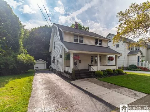 124 Hotchkiss St, Jamestown, NY 14701