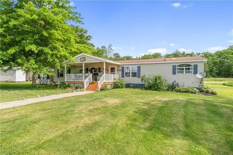 7551 Dee Road Rd, Thurston, NY 14821