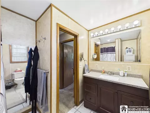 Bath - 2375 Johnson Rd, Olean, NY 14760 photo 2 of 3