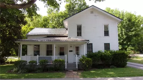 10 North St, Geneseo, NY 14454