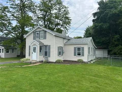 5362 Lake Rd S, Sweden, NY 14420