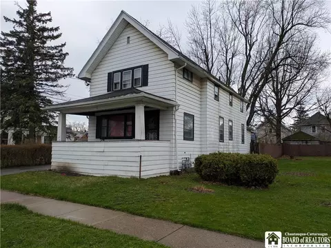 114 Manhattan Ave, Buffalo, NY 14215
