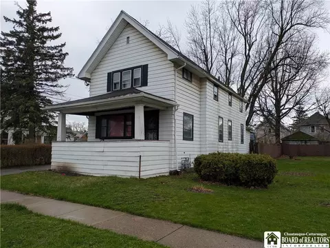 114 Manhattan Ave, Buffalo, NY 14215