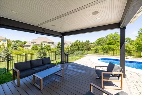 Exterior - 211 Mill Stream Run, Webster, NY 14580 photo 9 of 12