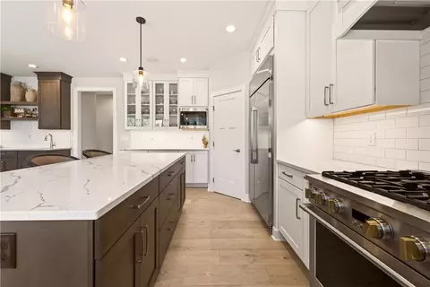 Kitchen - 211 Mill Stream Run, Webster, NY 14580 photo 5 of 5
