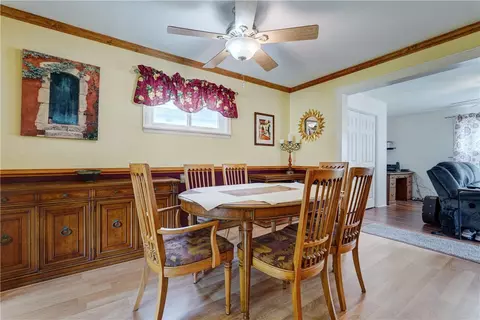 Dining - 178 Kiniry Dr, Irondequoit, NY 14609 photo 2 of 3