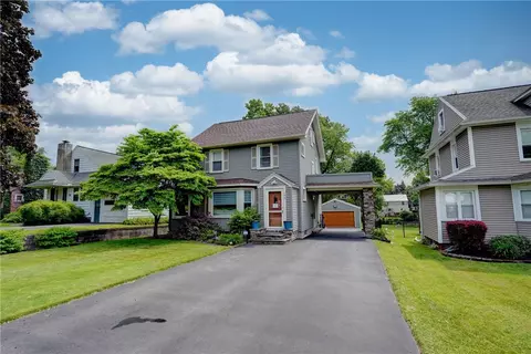 Exterior - 178 Kiniry Dr, Irondequoit, NY 14609 photo 10 of 11